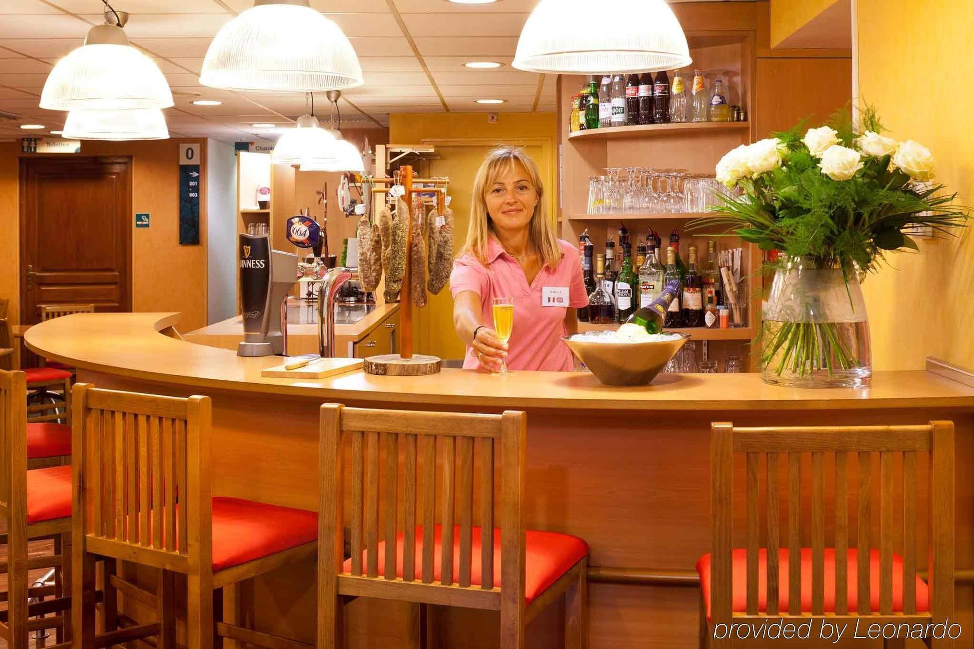 Ibis Styles Dinan Centre Ville Экстерьер фото