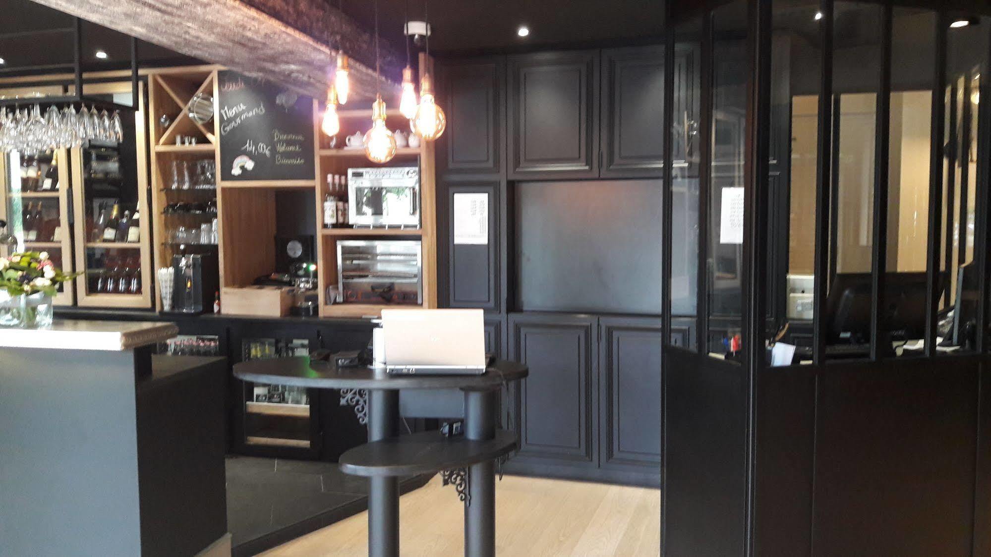 Ibis Styles Dinan Centre Ville Экстерьер фото