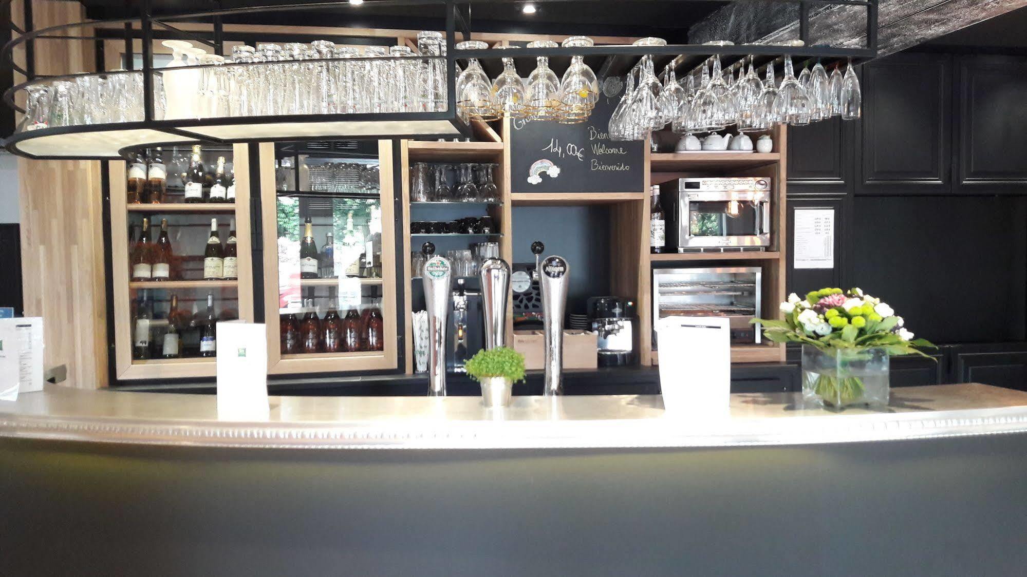 Ibis Styles Dinan Centre Ville Экстерьер фото